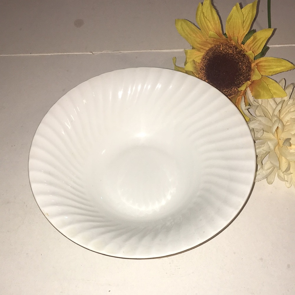 Vintage Totally Today Large Bowl Embossed swirl